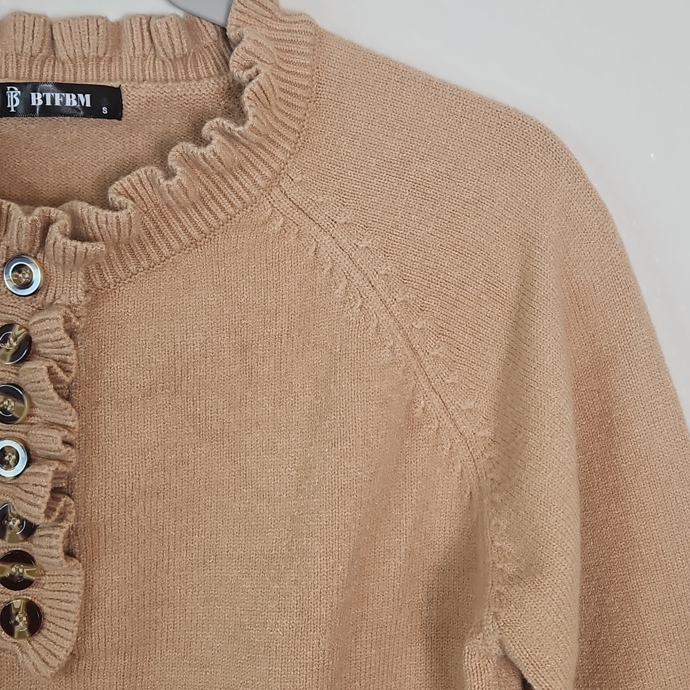 BTFBM Camel Ruffle Button Sweater S - Picture 4 of 12